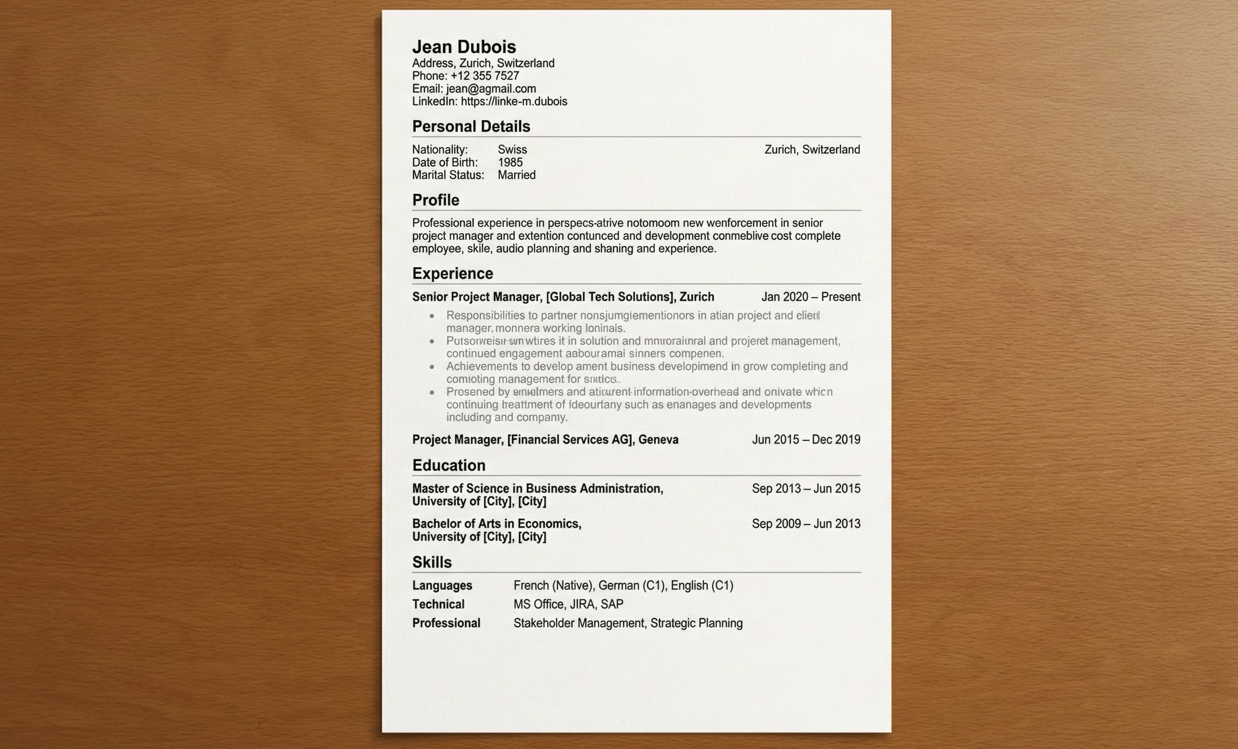 Structure professionnelle d'un CV conforme aux standards suisses